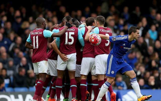 希勒：曼联已成为球员和教练的坟场，勇敢的人才